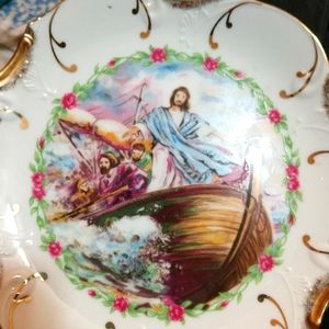 ♥️VTG. Decorative 22K Gold Gild Scalloped Hand Painted Religious Porcelain Plate